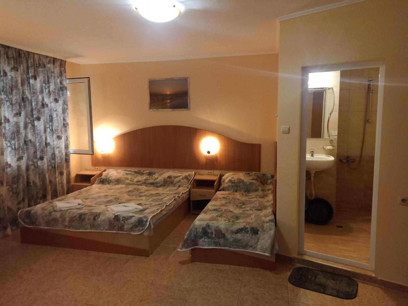 Krasi Hotel Равда Екстер'єр фото