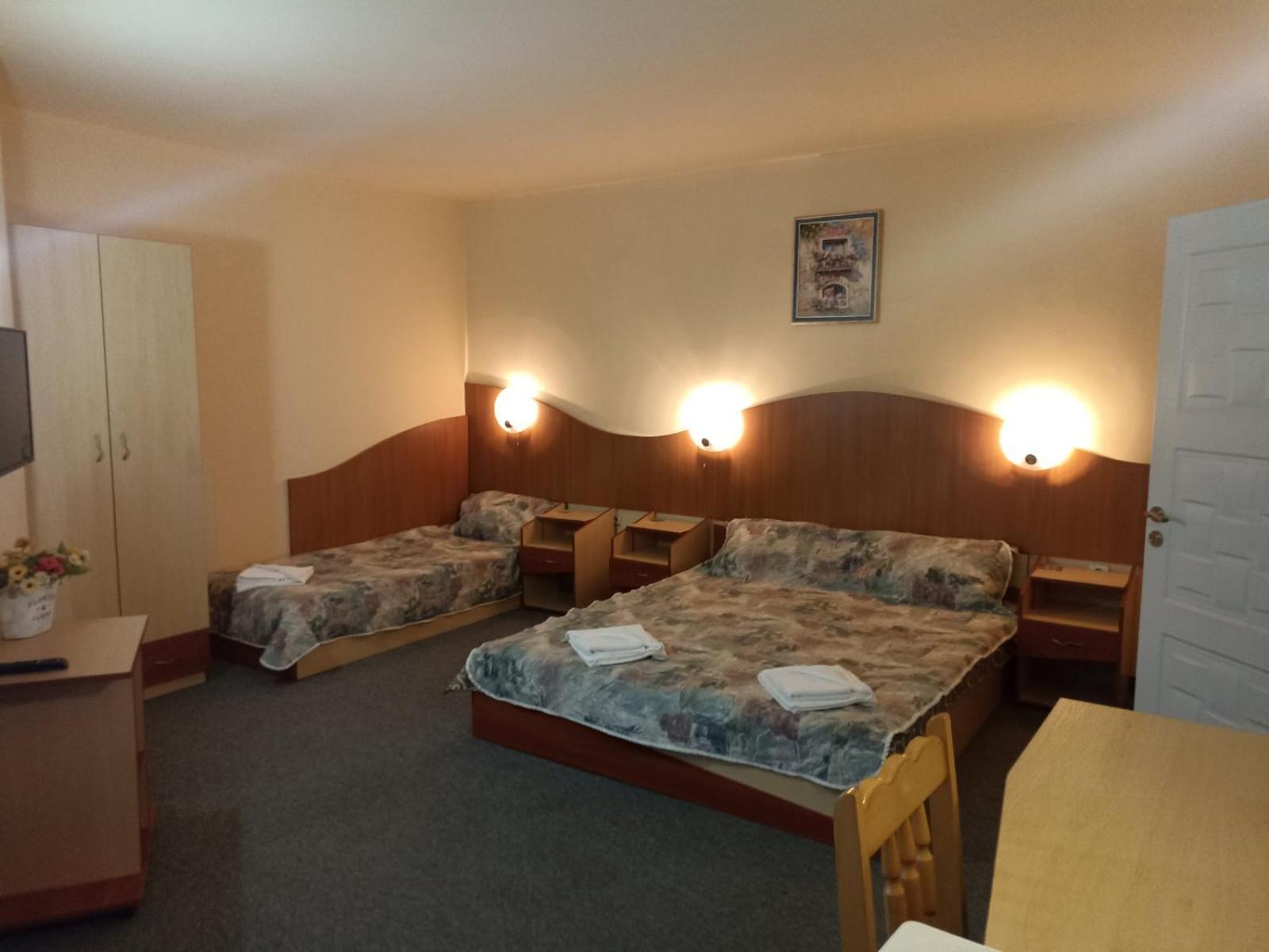 Krasi Hotel Равда Екстер'єр фото