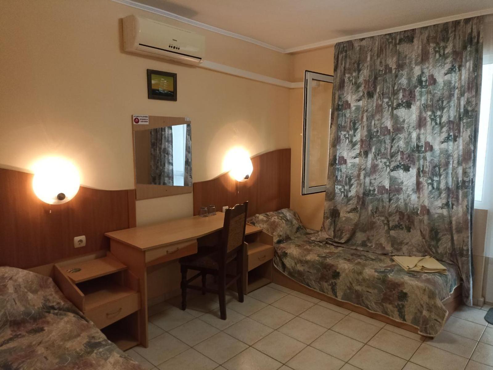 Krasi Hotel Равда Екстер'єр фото