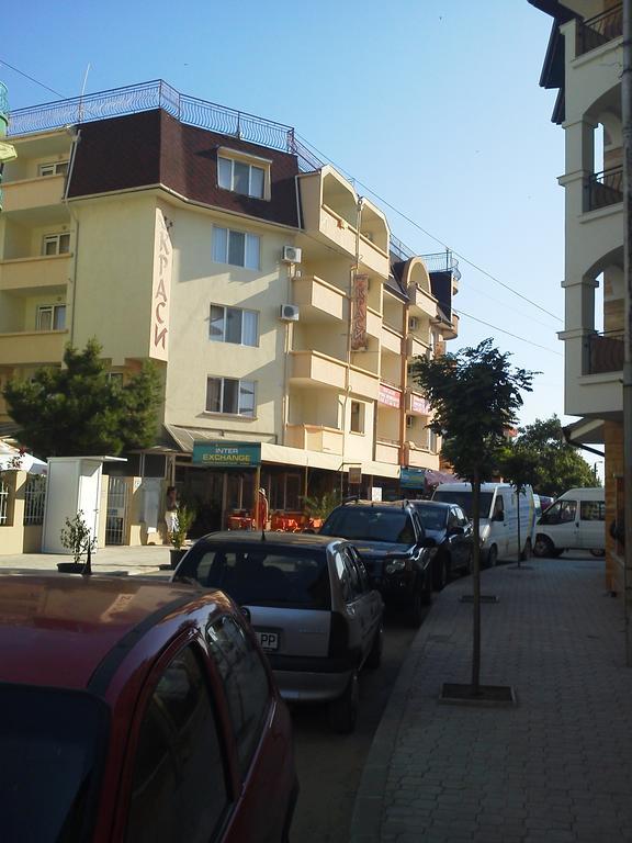 Krasi Hotel Равда Екстер'єр фото